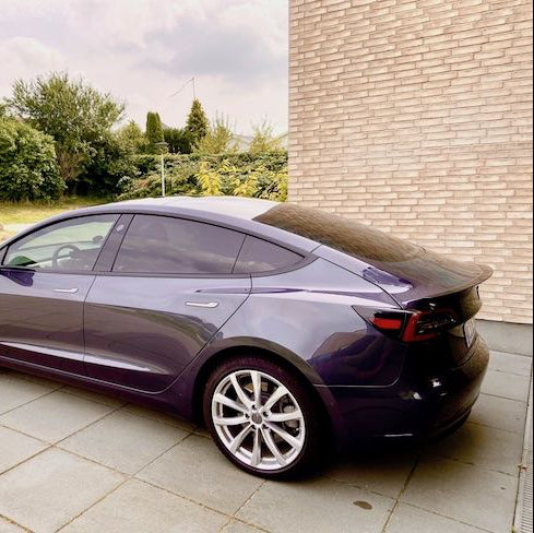 Performance Spoiler (ABS + Coating) Passar till Tesla Model 3