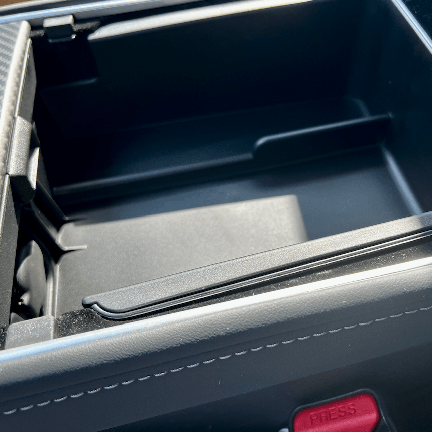 Letar du efter tillbehör till elbilar? Hos GreenCarGear har vi allt från bilvårdsprodukter, laddare för elbil, tillbehör för elbilsladdning hemma med mera. Du hittar allt Tesla-tillbehör, VW ID 4-tillbehör och Ford Mustang Mach E-tillbehör.