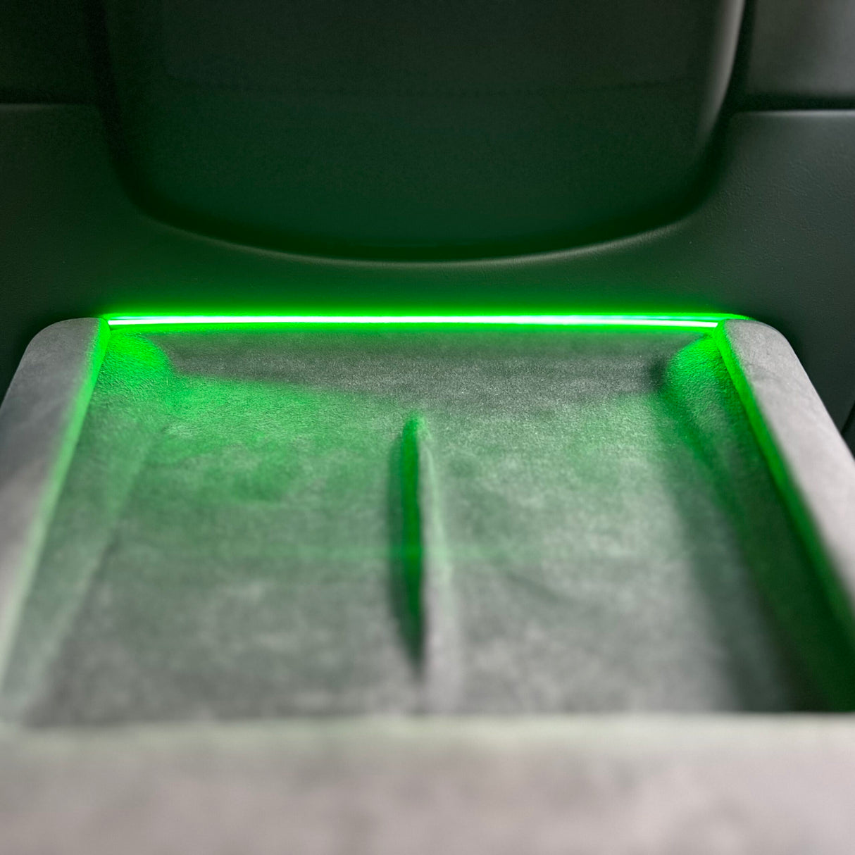 LED konsolljus till Tesla Model 3/Y