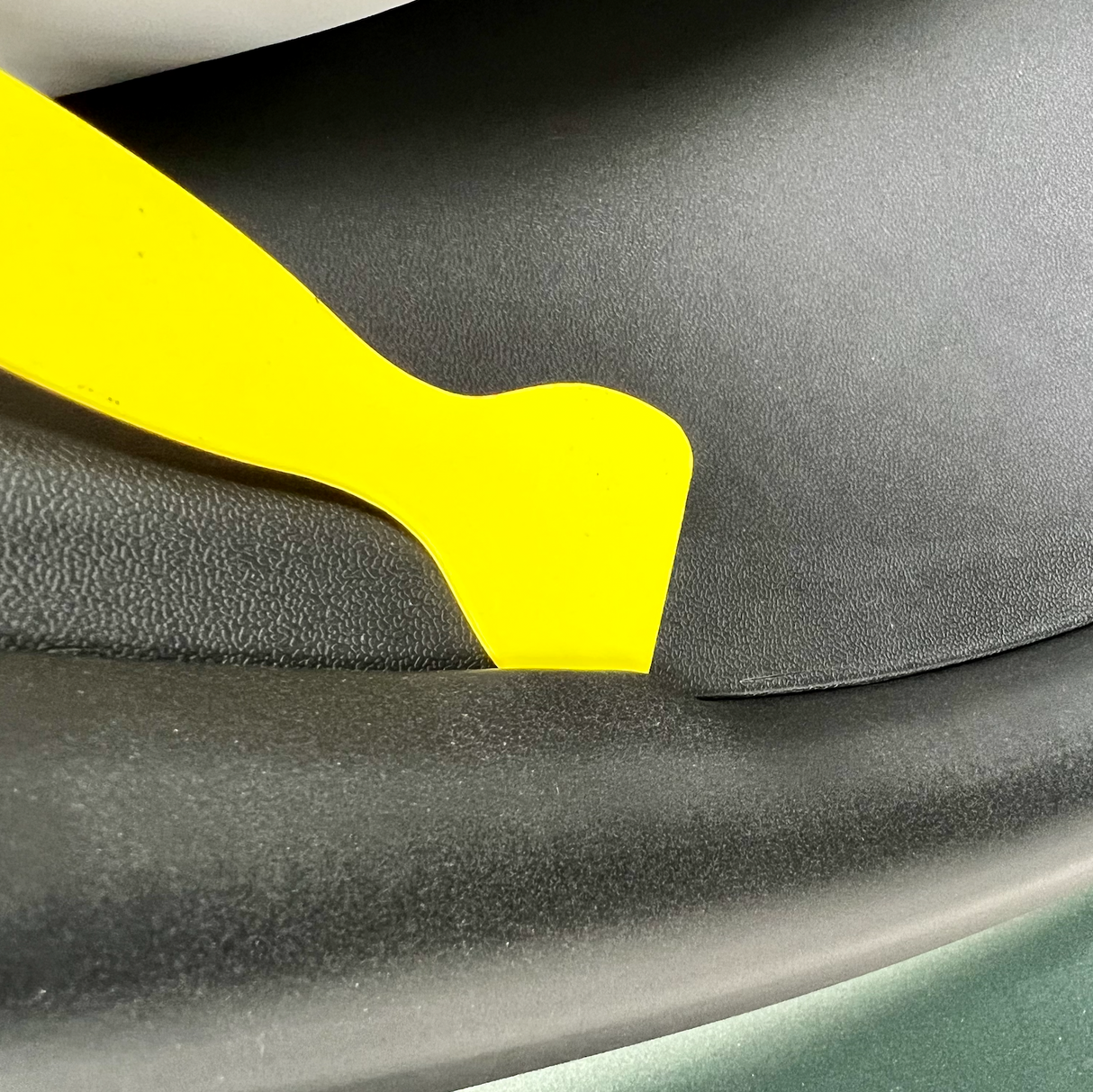 Kantbeskydd till baksäten - Passar till Tesla Model Y