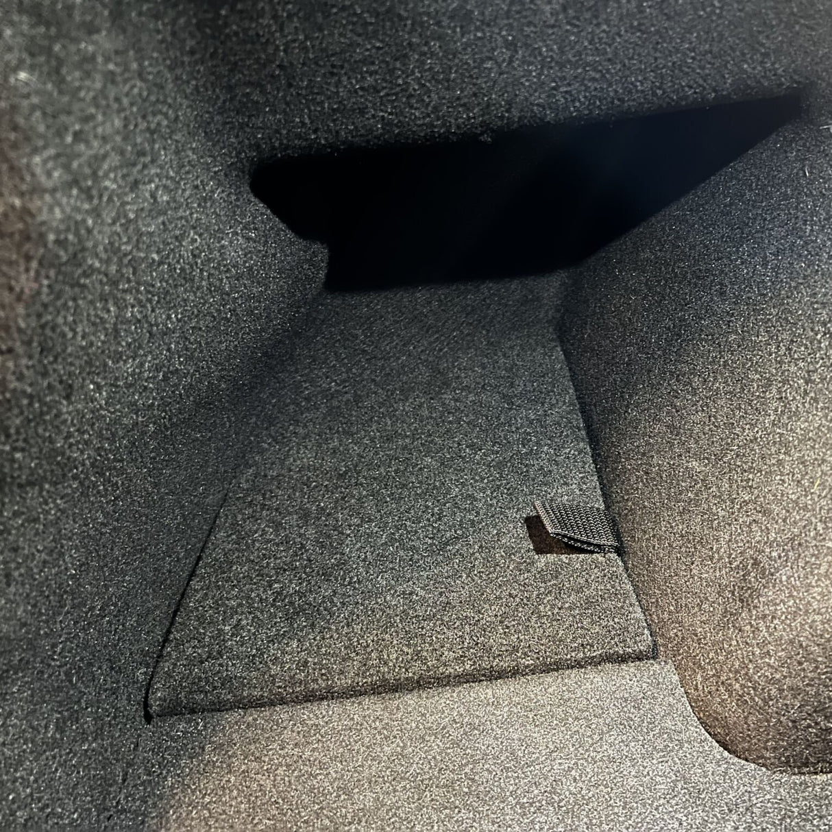 Bagageutrymmesförvaringsbox med lock – passar Tesla Model 3