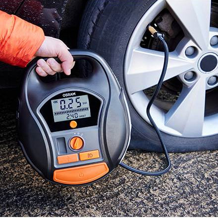 Letar du efter tillbehör till elbilar? Hos GreenCarGear har vi allt från bilvårdsprodukter, laddare för elbil, tillbehör för elbilsladdning hemma med mera. Du hittar allt Tesla-tillbehör, VW ID 4-tillbehör och Ford Mustang Mach E-tillbehör.