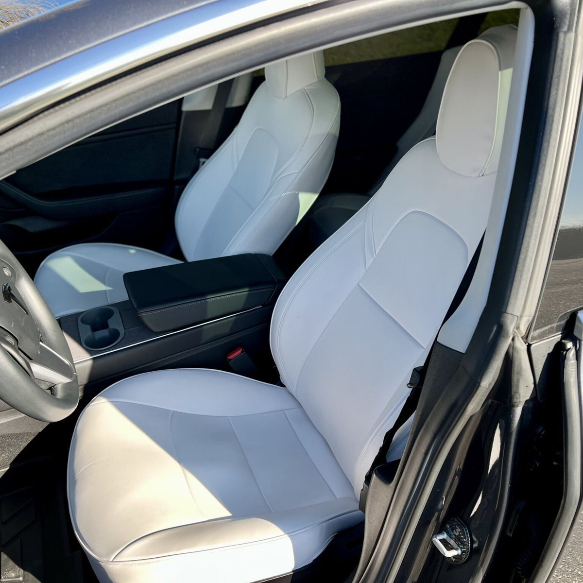 Komplett set med vita sätesöverdrag för Tesla Model Y interiör