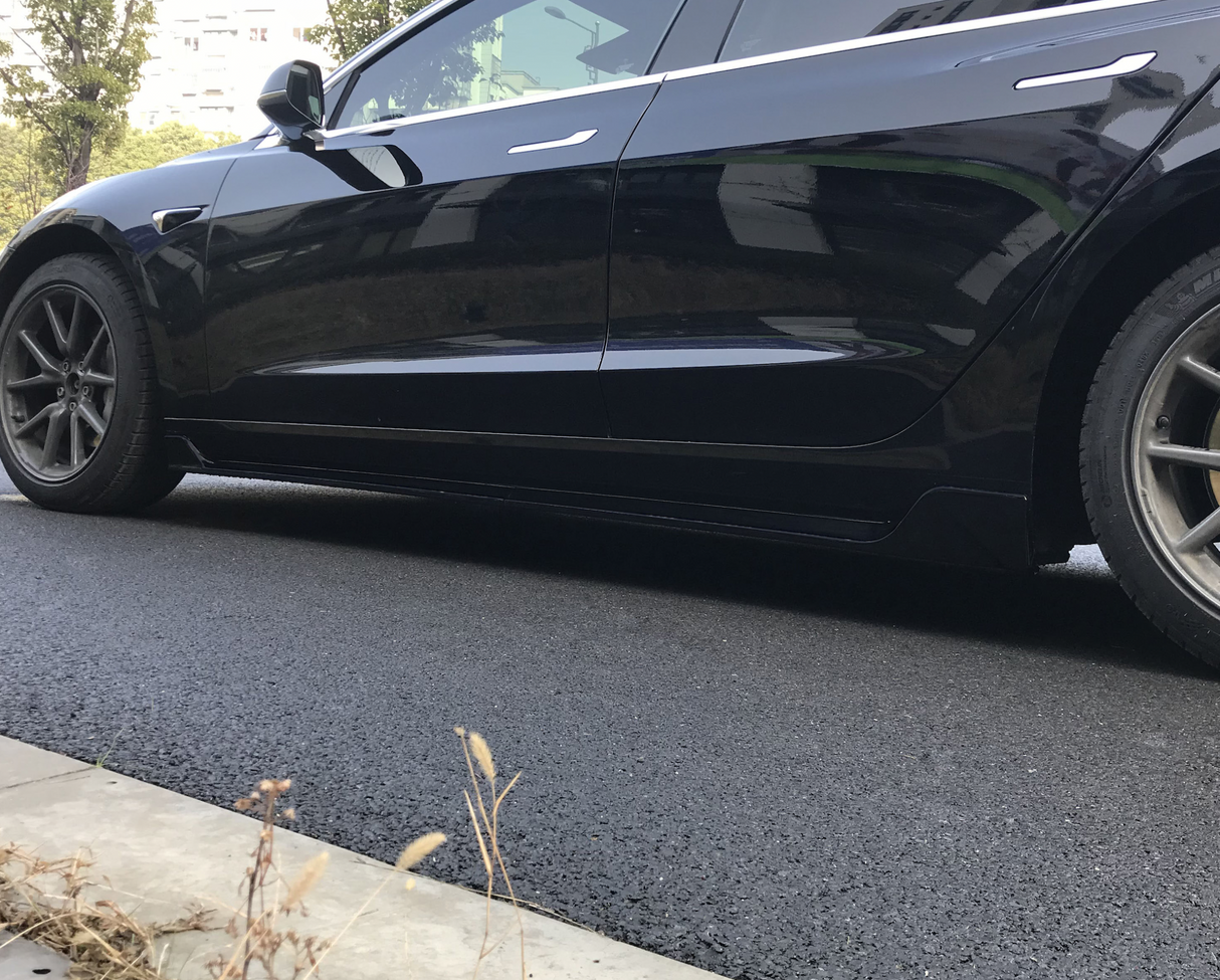 Komplett bodykit i matt svart - Passar till Tesla Model 3