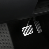 Monterade aluminiumspedaler till Tesla