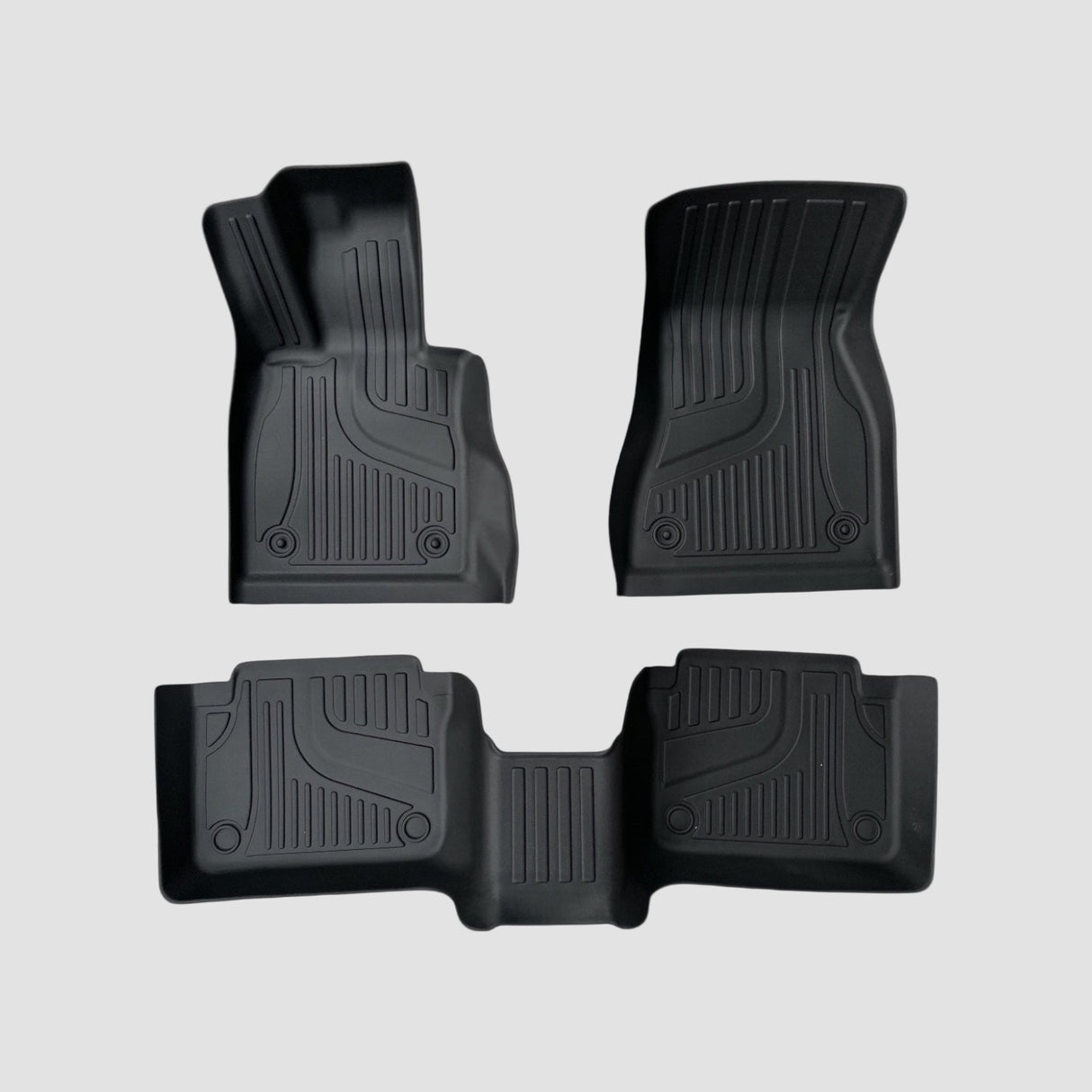 All Weather mattset för BMW i5 i svart gummi med perfekt passform.