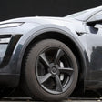 Hjulkapslar på en Tesla Model Y Juniper