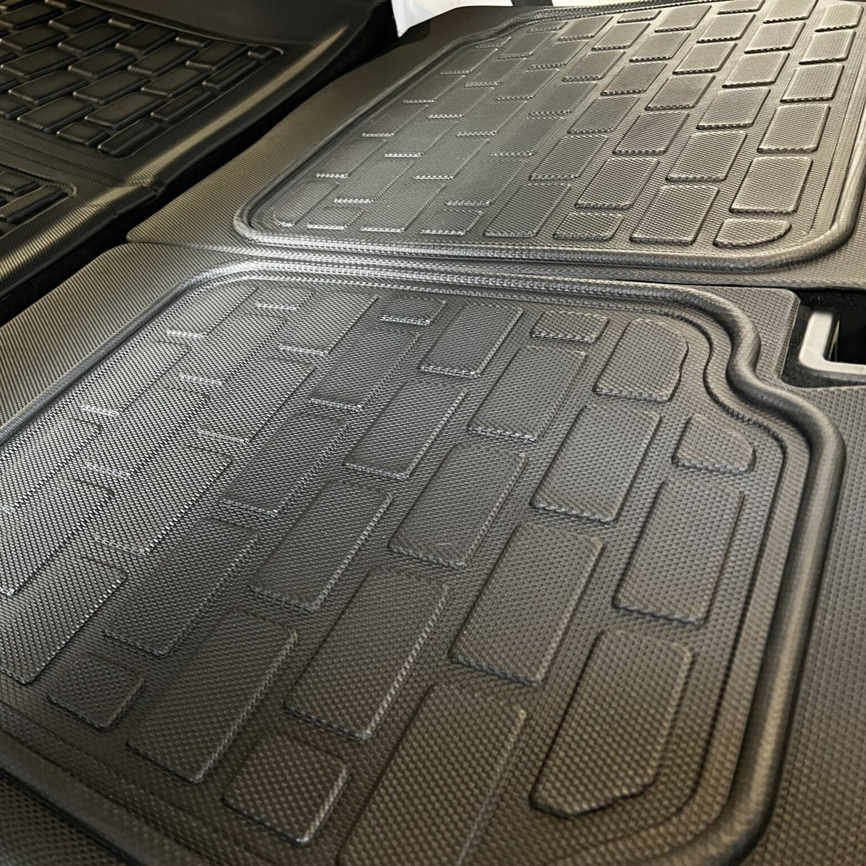 Sätes-/ryggskydd - Passar Tesla Model 3