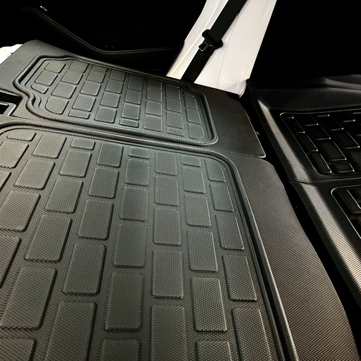 Sätes-/ryggskydd - Passar Tesla Model 3