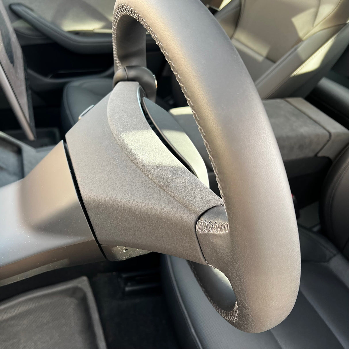 Alcantara skydd för Tesla Model 3/Y