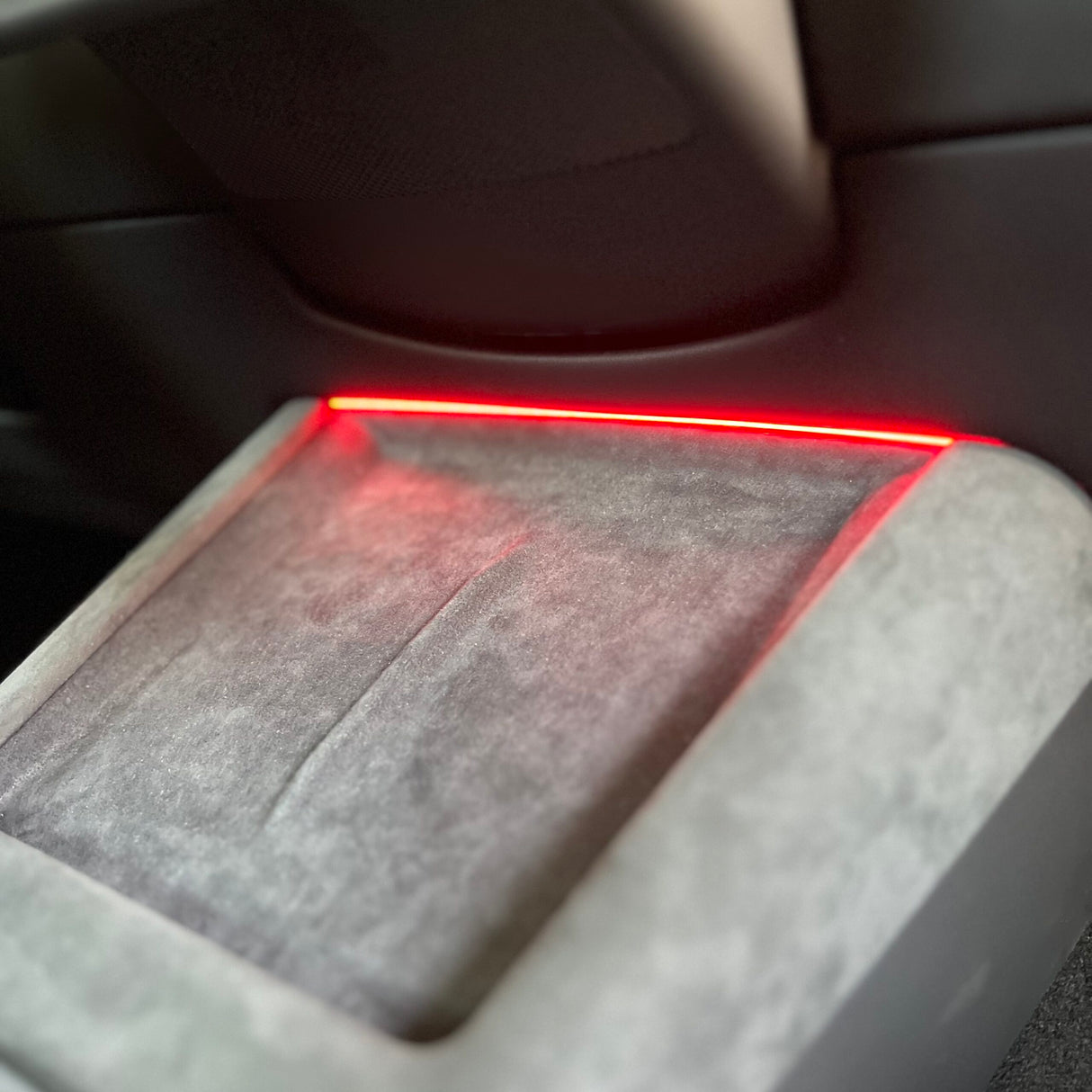 LED konsolljus till Tesla Model 3/Y