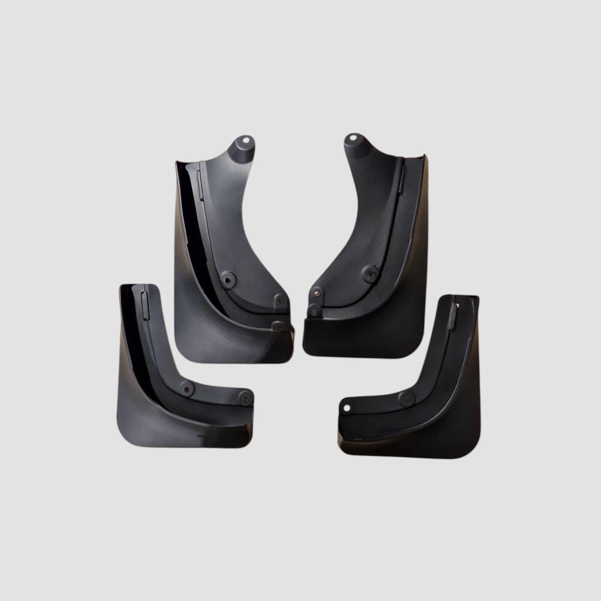 Stänkskydd/mud flaps till Tesla Model Y Juniper