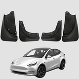 Letar du efter tillbehör till elbilar? Hos GreenCarGear har vi allt från bilvårdsprodukter, laddare för elbil, tillbehör för elbilsladdning hemma med mera. Du hittar allt Tesla-tillbehör, VW ID 4-tillbehör och Ford Mustang Mach E-tillbehör.