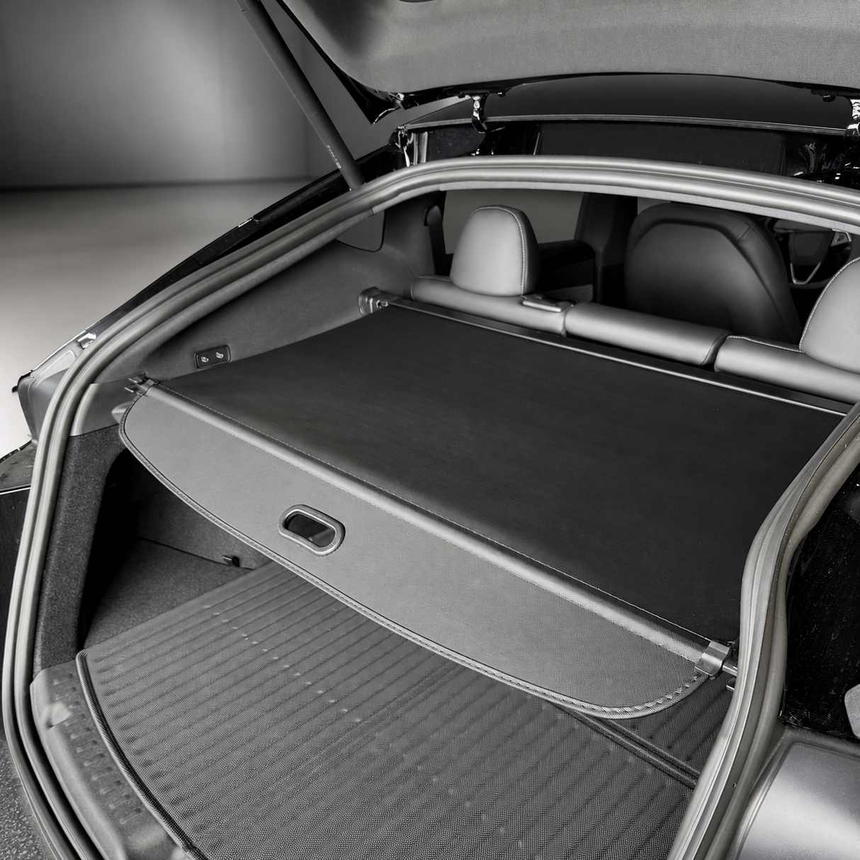 Bagagerumstäckning/rullgardin till Tesla Model Y