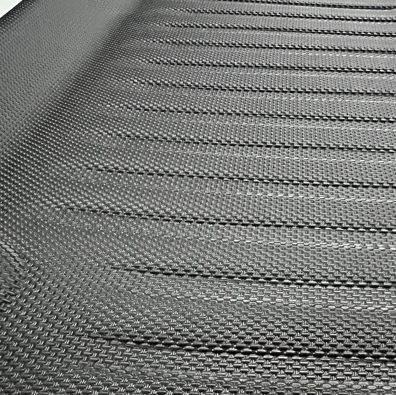 GCG MAX All Weather mattset för Kia EV6, tredelad design med halkfritt och slitstarkt mönster.