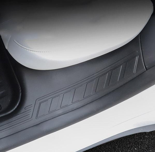Tesla Model Y Dörrtröskelskydd