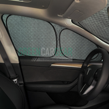 Avtäckt fönster i en Tesla Model Y