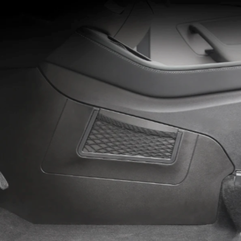 Skydd (anti kick) för mittkonsol – Tesla Model Y