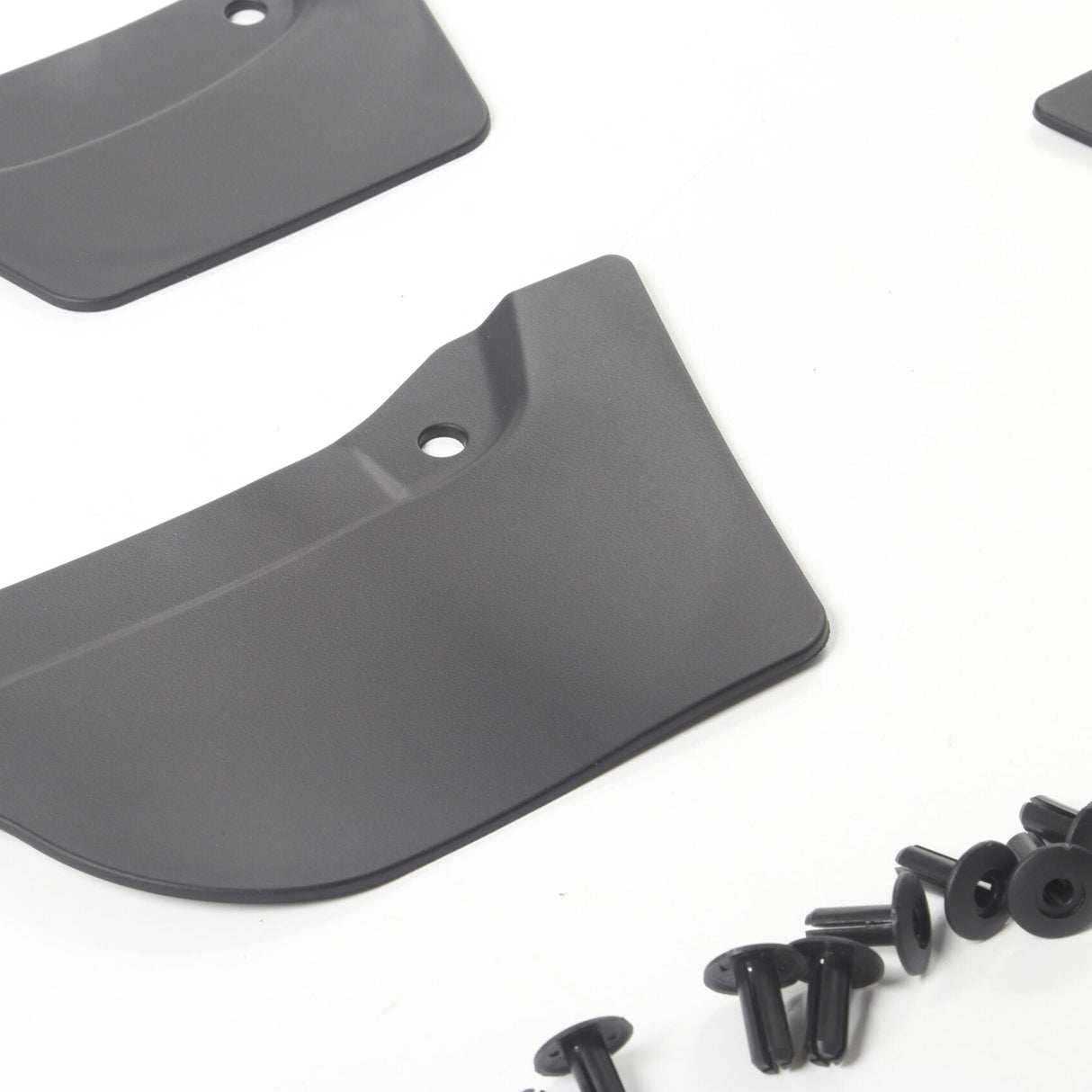 Stänkskydd/mud flaps till Tesla Model Y