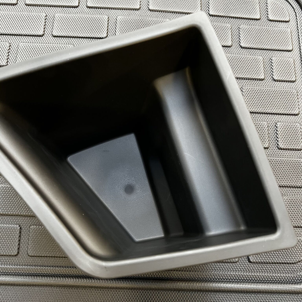 Bagageutrymmesförvaringsbox med lock – passar Tesla Model 3