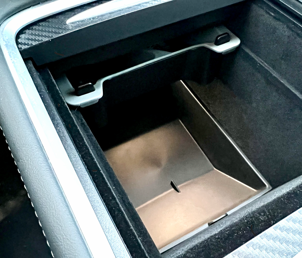 Box/underlag till mittkonsol. Passar Tesla Model 3/Y