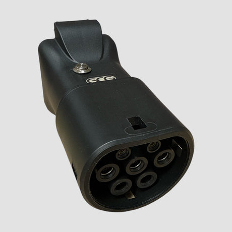 Svart V2L-adapter – Typ 2 till 230V-uttag