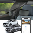 FitCamX dashcam monterad i Peugeot e-208, visad med app-anslutning och två bilmodeller.