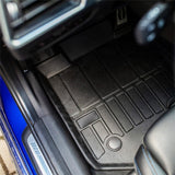 FroGum ProLine gummimåtte monteret i førerens fodrum – til Audi Q4 e-tron, Skoda Enyaq, VW ID.4 og ID.5
